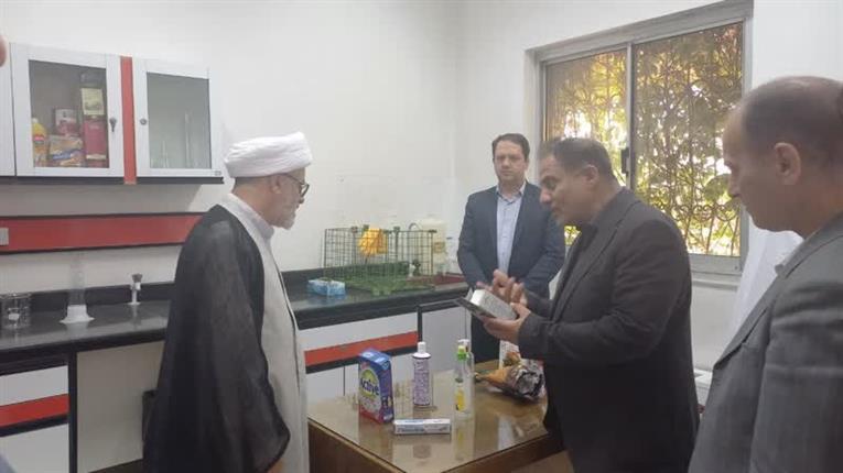 دیدار و بازدید مدیر کل بازرسی استان سمنان از آزمایشگاه‌های اداره کل استاندارد استان انجام شد.